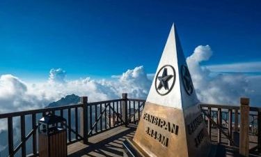 Hanoi + Sapa + Mount Fansipan