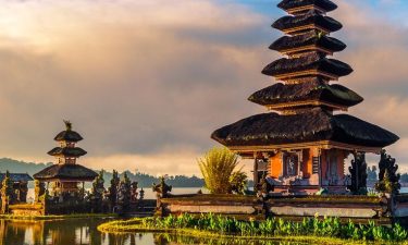 Bali Snap & Shop