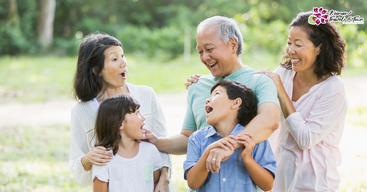 travel bersama warga emas