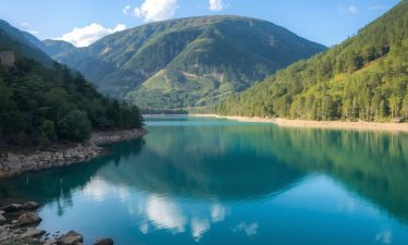 7H5M Chengdu + Jiuzhaigou Paradise