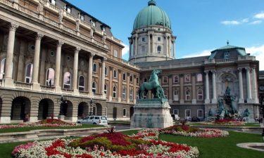 Itali + Eropah Timur 6 Negara