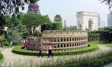 Guangzhou + Pearl River Delta Shopping