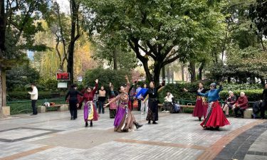 Amazing 3 Cities: Chengdu + Jiuzhaigou + Chongqing